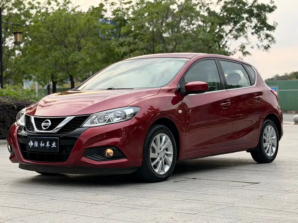 Nissan Tiida 2018 — фото 1