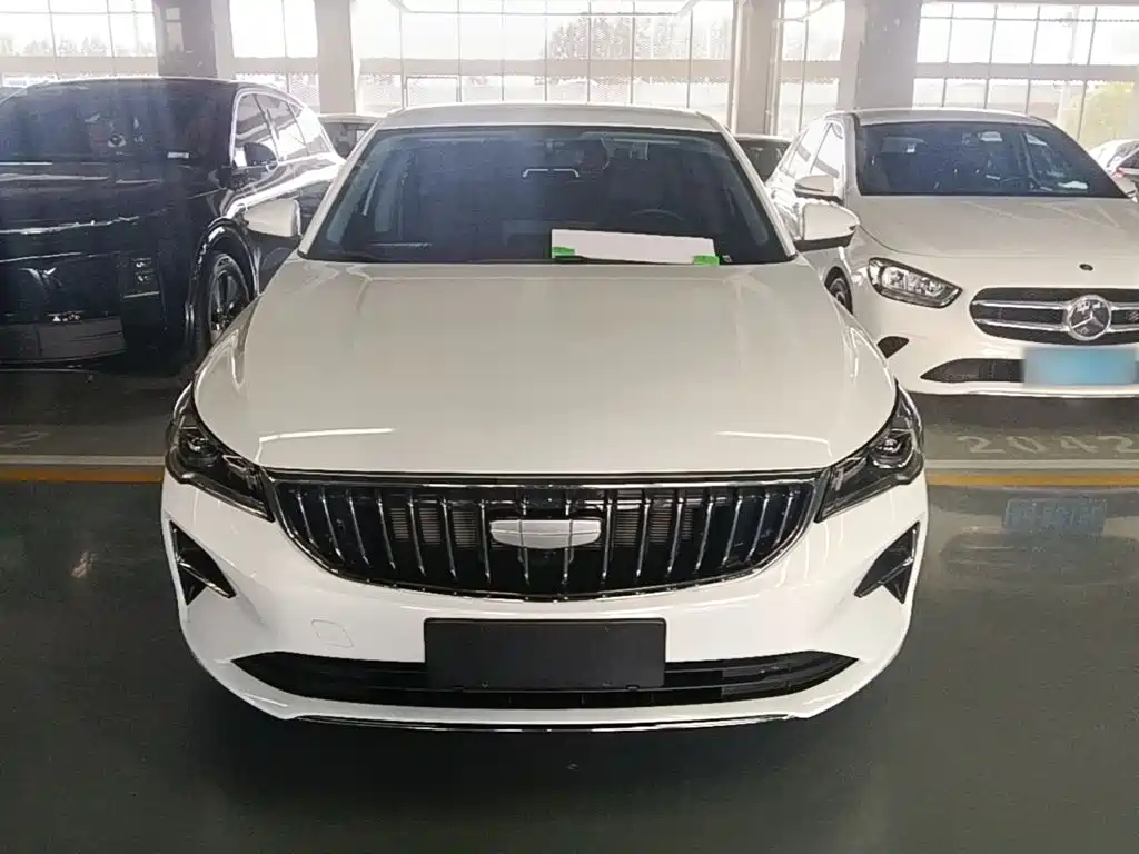 Geely Emgrand 2025