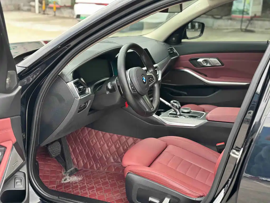 BMW 3 Series 2021