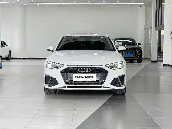 Audi A4L 2020