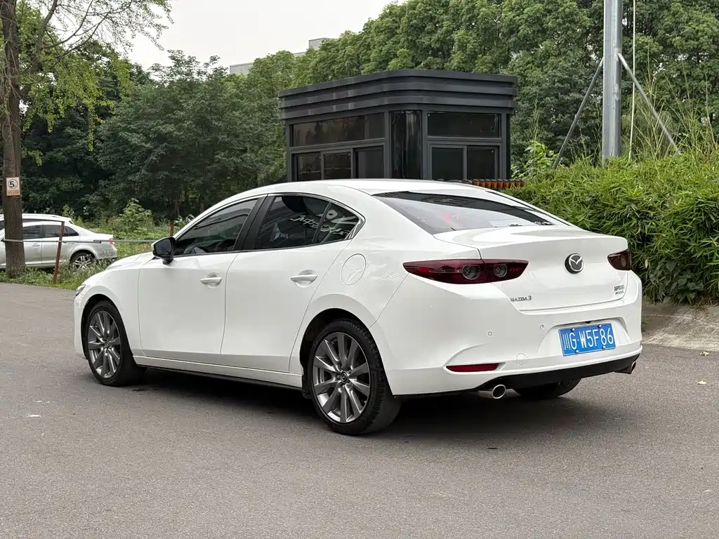 Mazda 3 Angkesela 2021