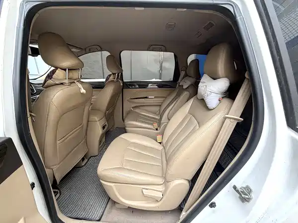 Baojun 730 2016