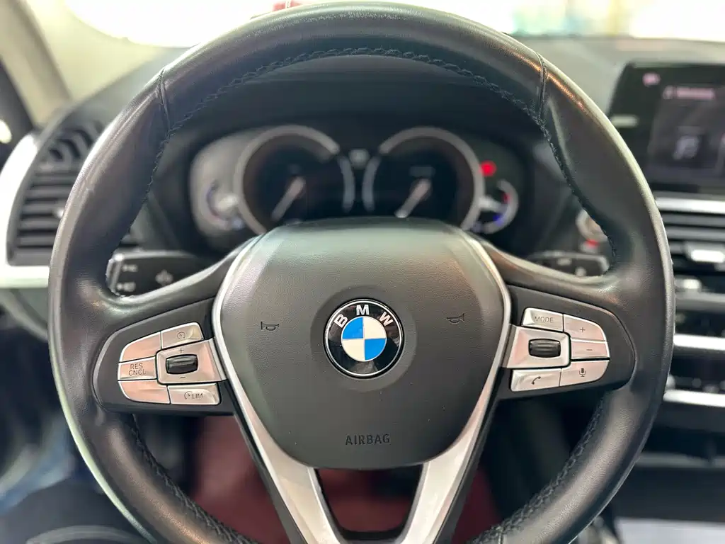 BMW X3 2019 — фото 13