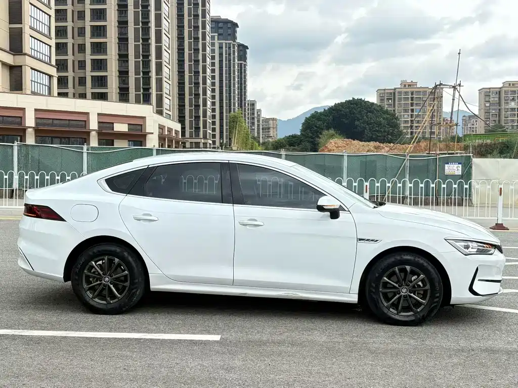 BYD Qin PLUS 2022