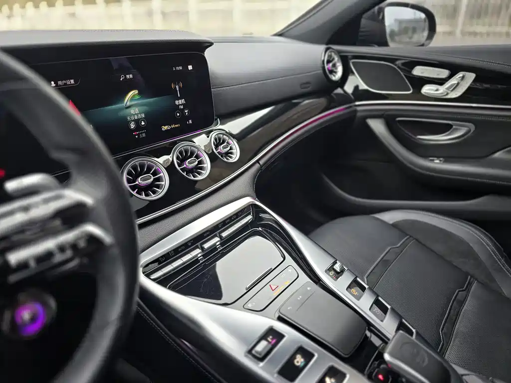Mercedes-Benz AMG GT 2022 — фото 12