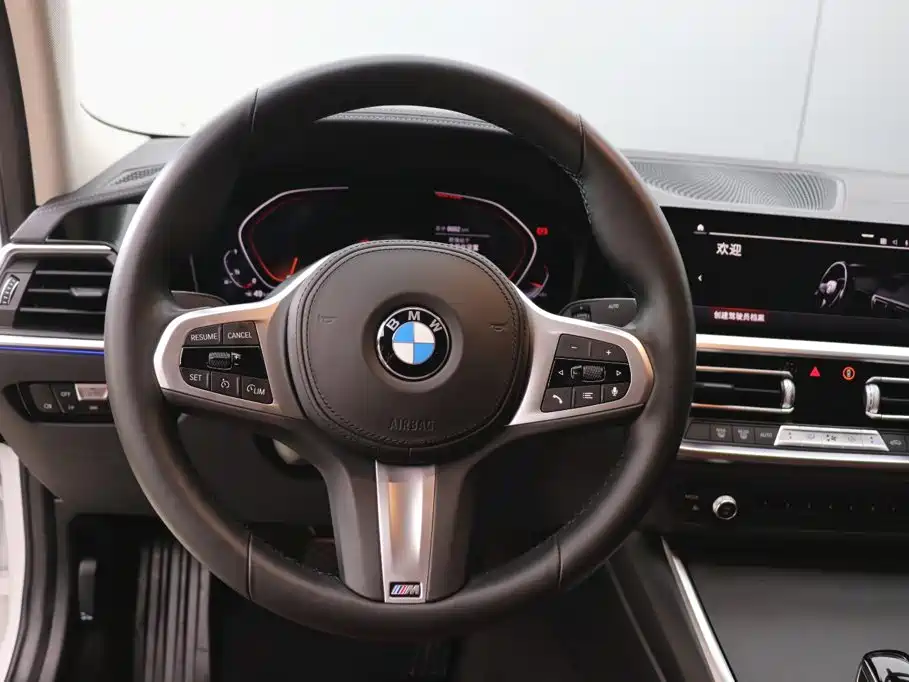 BMW 3 Series 2022 — фото 15