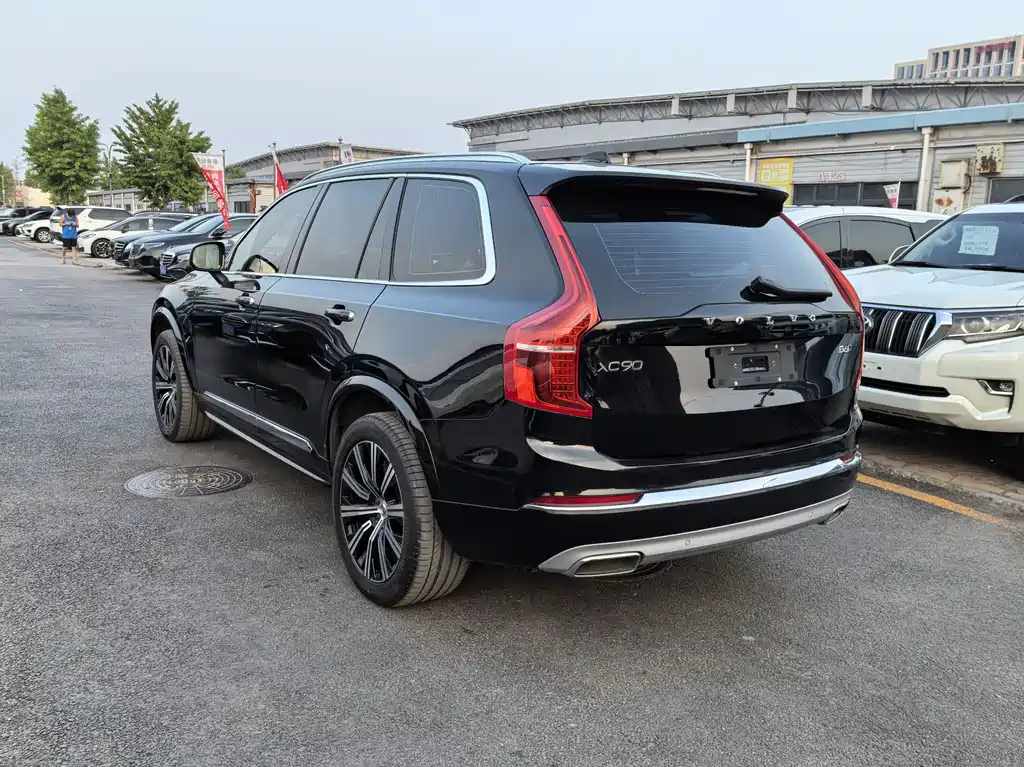 Volvo XC90 2021 — фото 3
