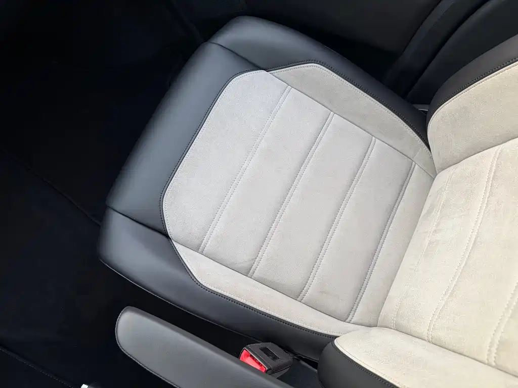 Volkswagen Multivan 2019 — фото 12