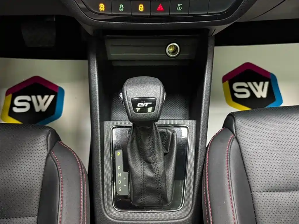 Skoda Kamiq 2023 — фото 12