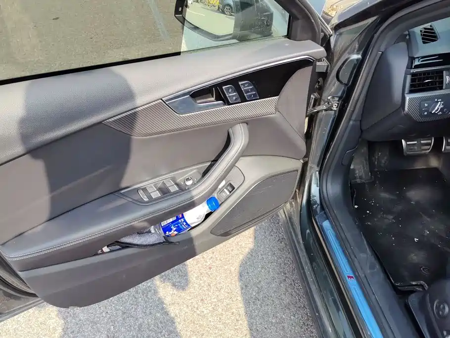Audi A4L 2024