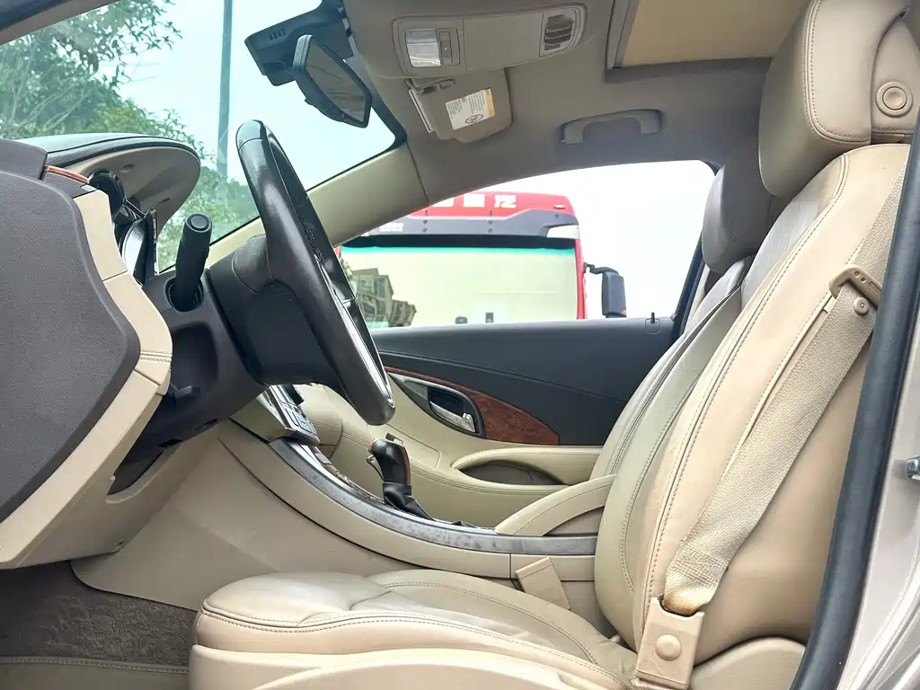 Buick LaCrosse 2013 — фото 23