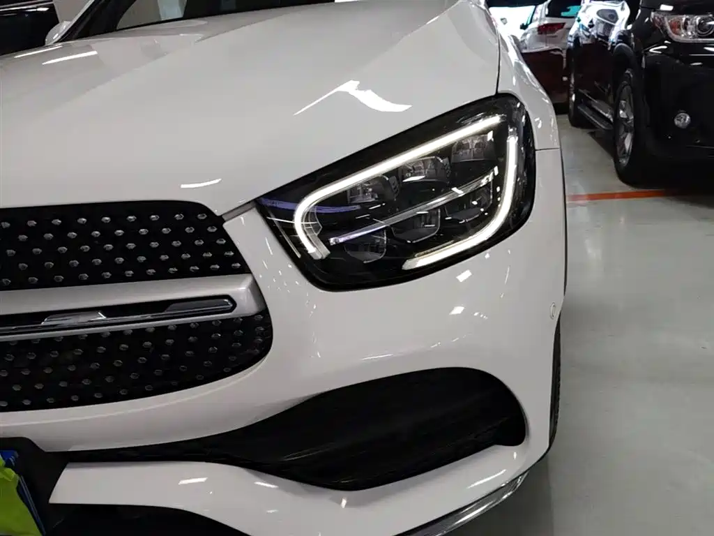 Mercedes-Benz GLC 2020 — фото 24