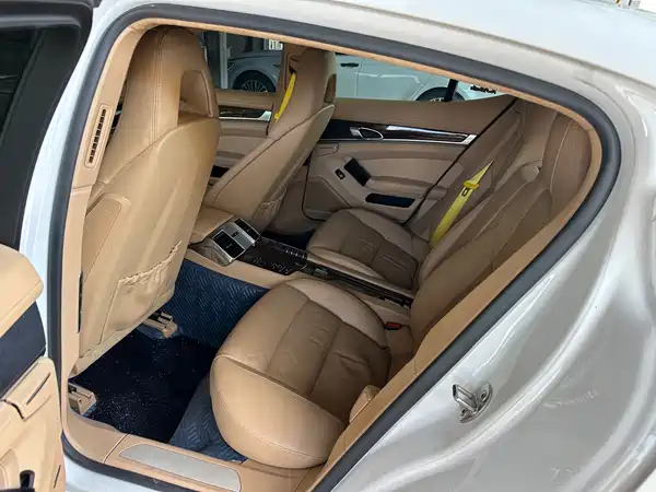 Porsche Panamera 2011