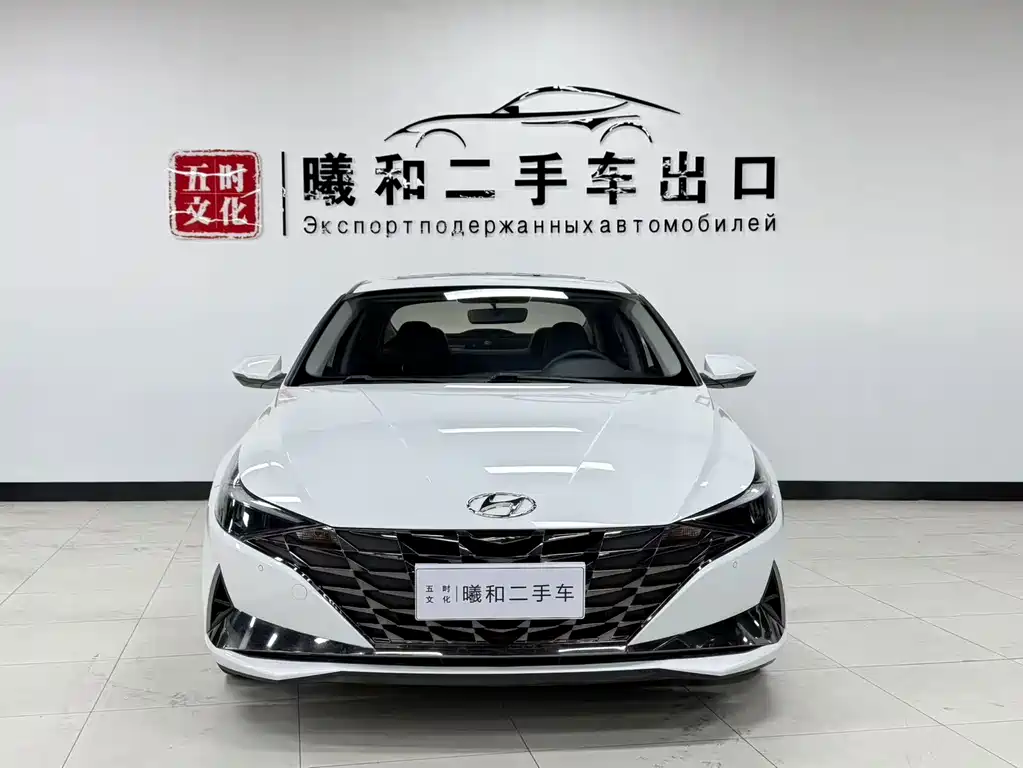 Hyundai Elantra 2023