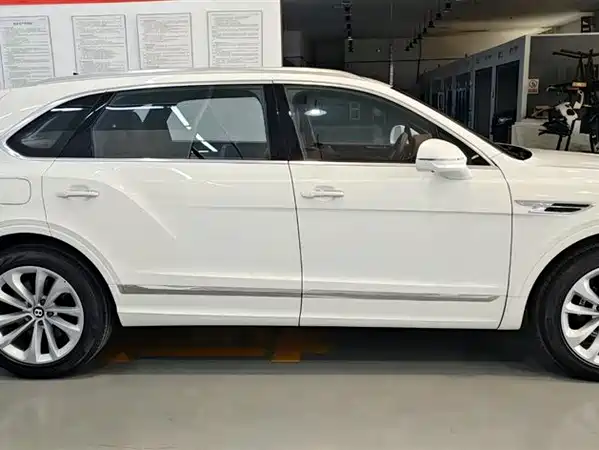 Bentley Bentayga 2024