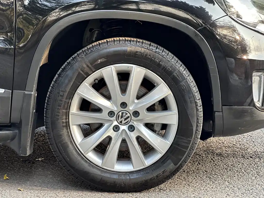 Volkswagen Tiguan 2015 — фото 20