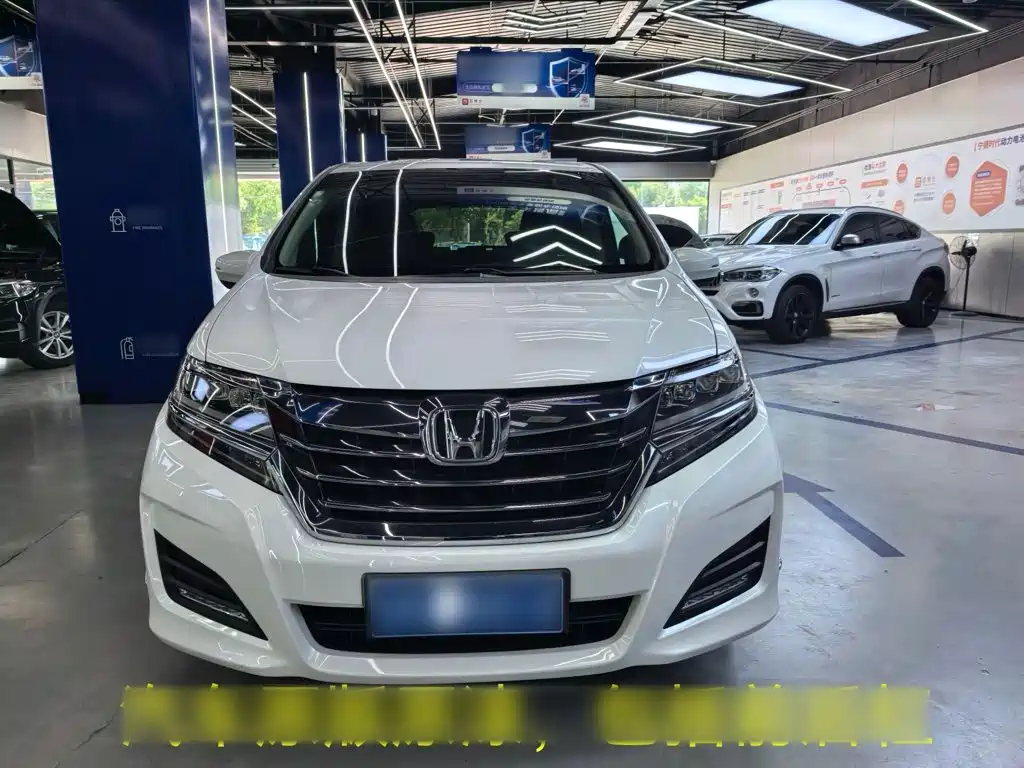 Honda Elysion 2018 — фото 11