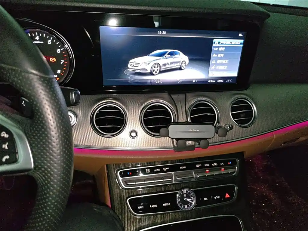 Mercedes-Benz E-Class 2017 — фото 13