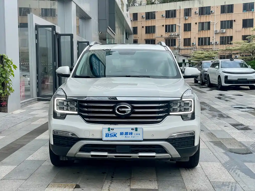 GAC Motor Trumpchi GS8 2017 — фото 2