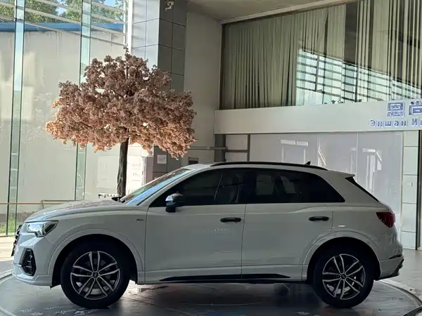 Audi Q3 2022