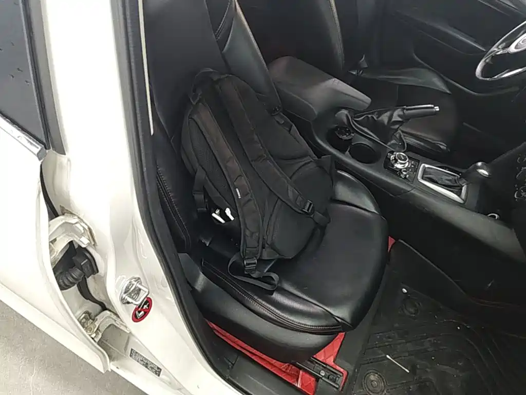 Mazda 3 Angkesela 2017 — фото 25