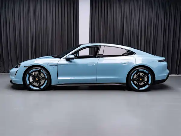 Porsche Taycan 2021