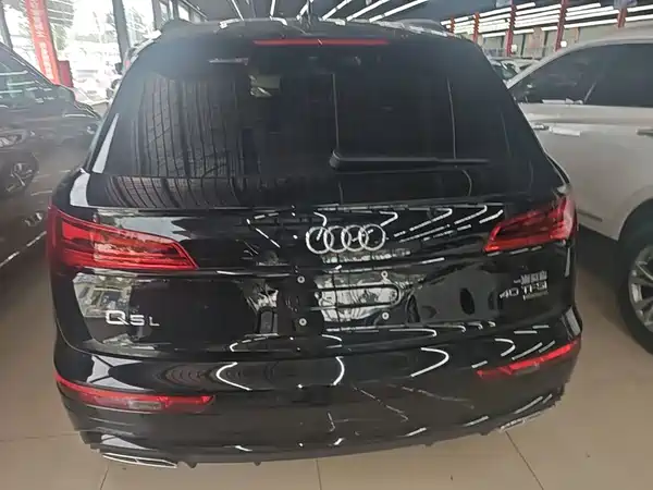 Audi Q5L 2023