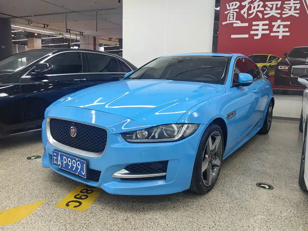 Jaguar XE 2016 — фото 1