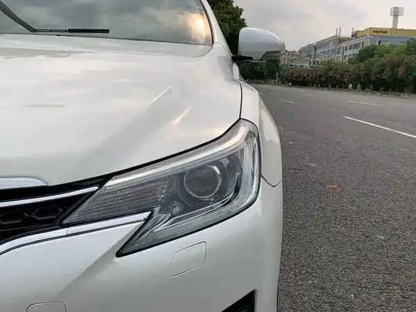 Toyota Reiz 2014