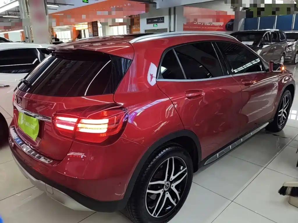 Mercedes-Benz GLA 2018