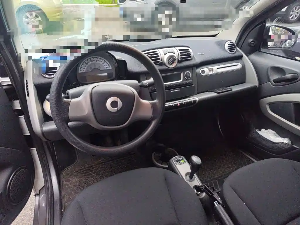 smart Fortwo 2015 — фото 6