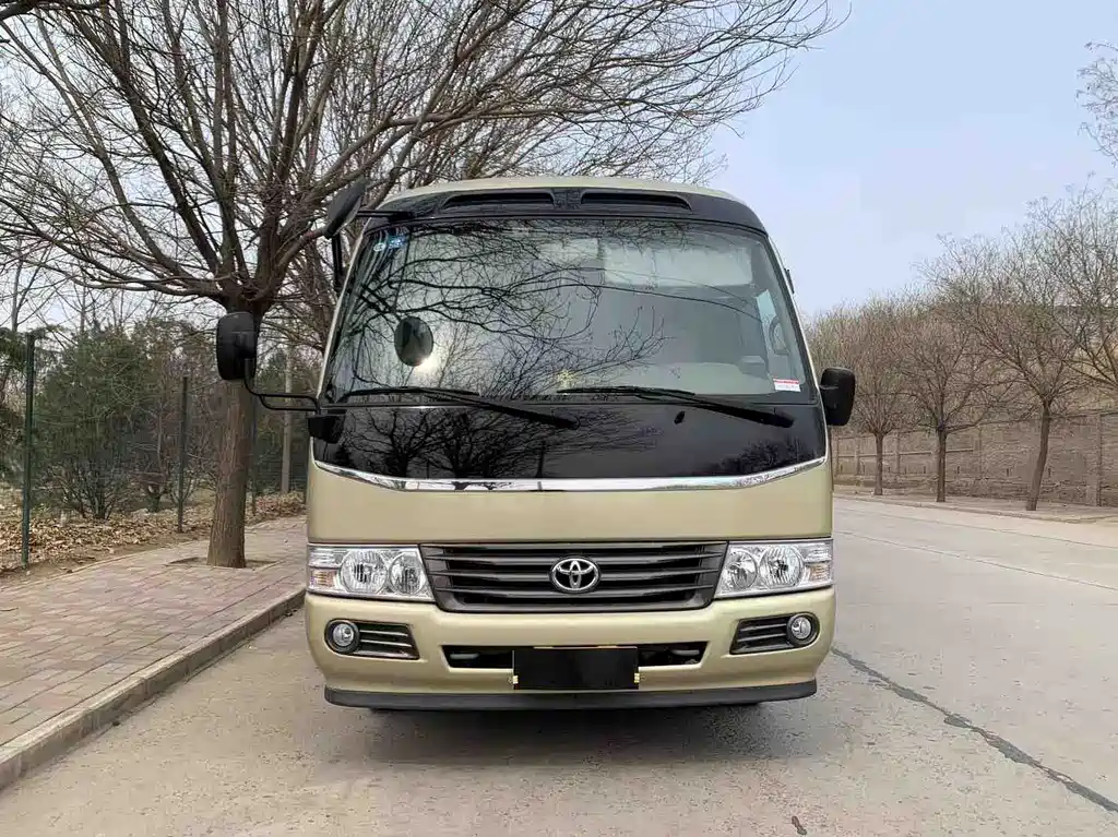 Toyota Coaster 2023 — фото 2