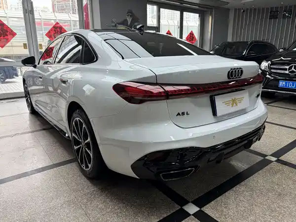 Audi A5L 2025