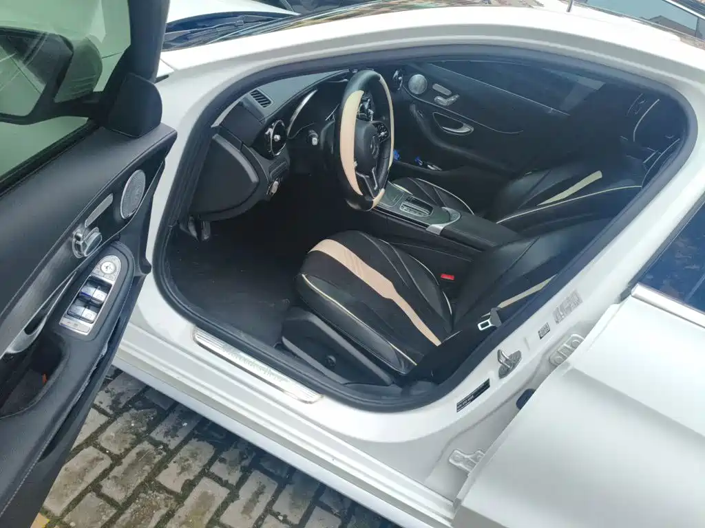 Mercedes-Benz C-Class 2019 — фото 14