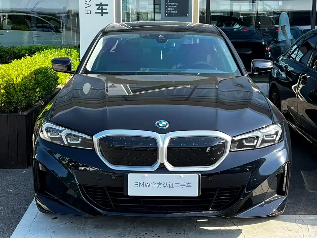 BMW i3 2024 — фото 4