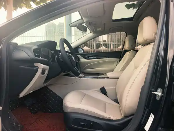 Buick Regal 2020