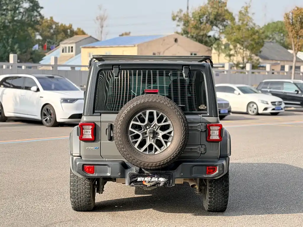 Jeep Wrangler PHEV 2021 — фото 14