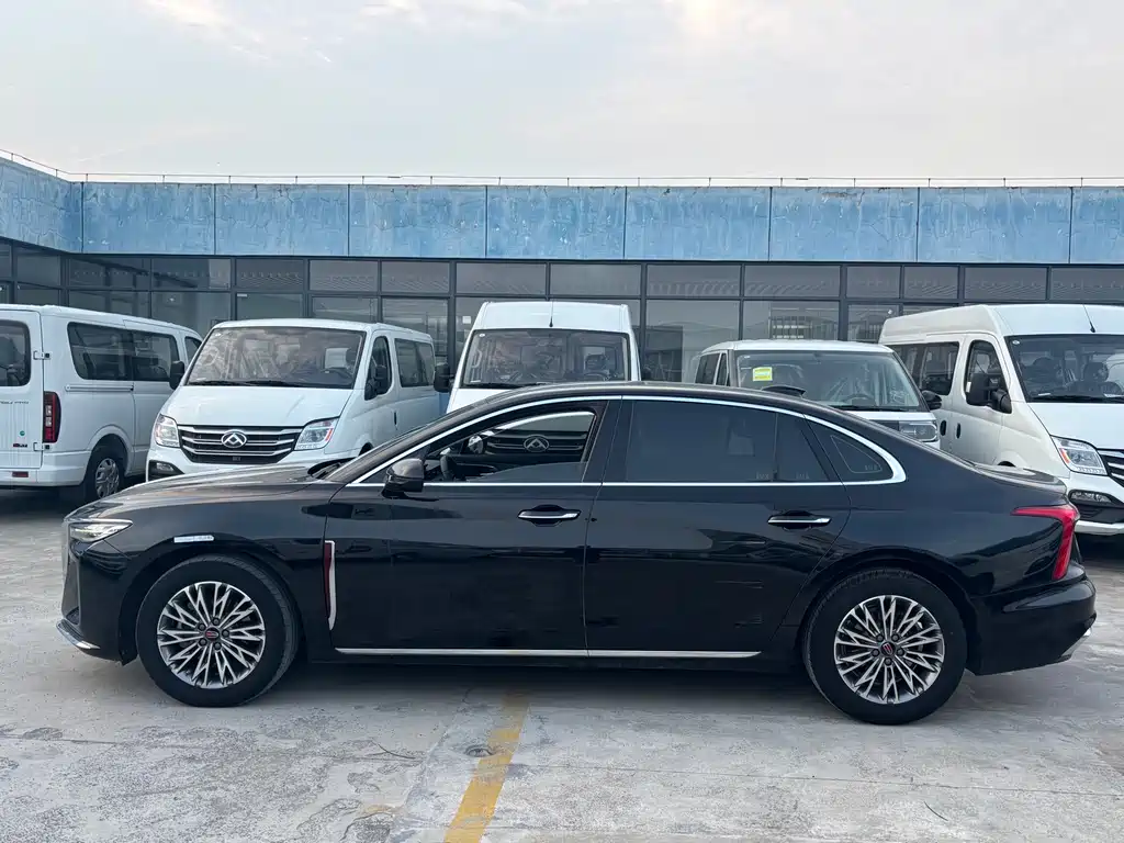 Hongqi H5 2023 — фото 15