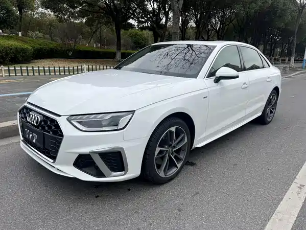 Audi A4L 2020