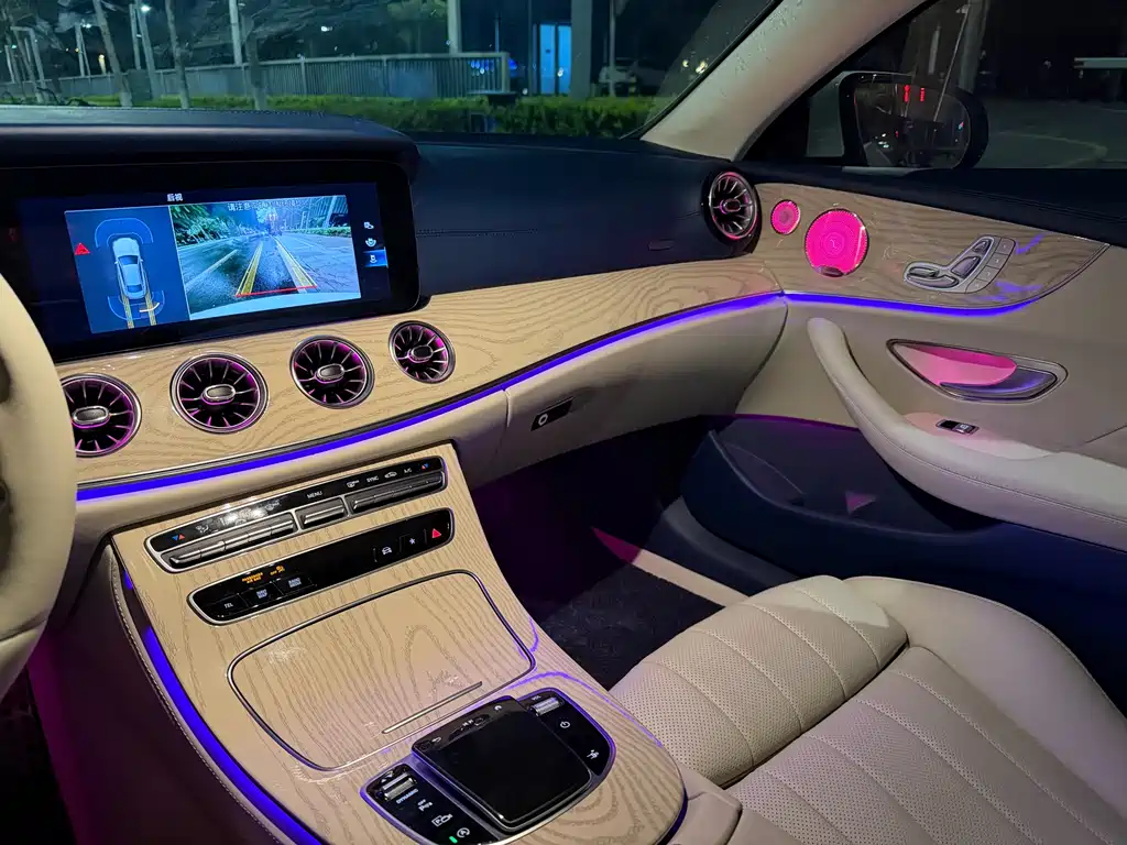 Mercedes-Benz E-Class 2023 — фото 14