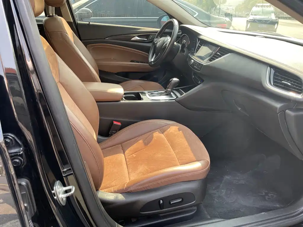 Buick Regal 2019 — фото 14
