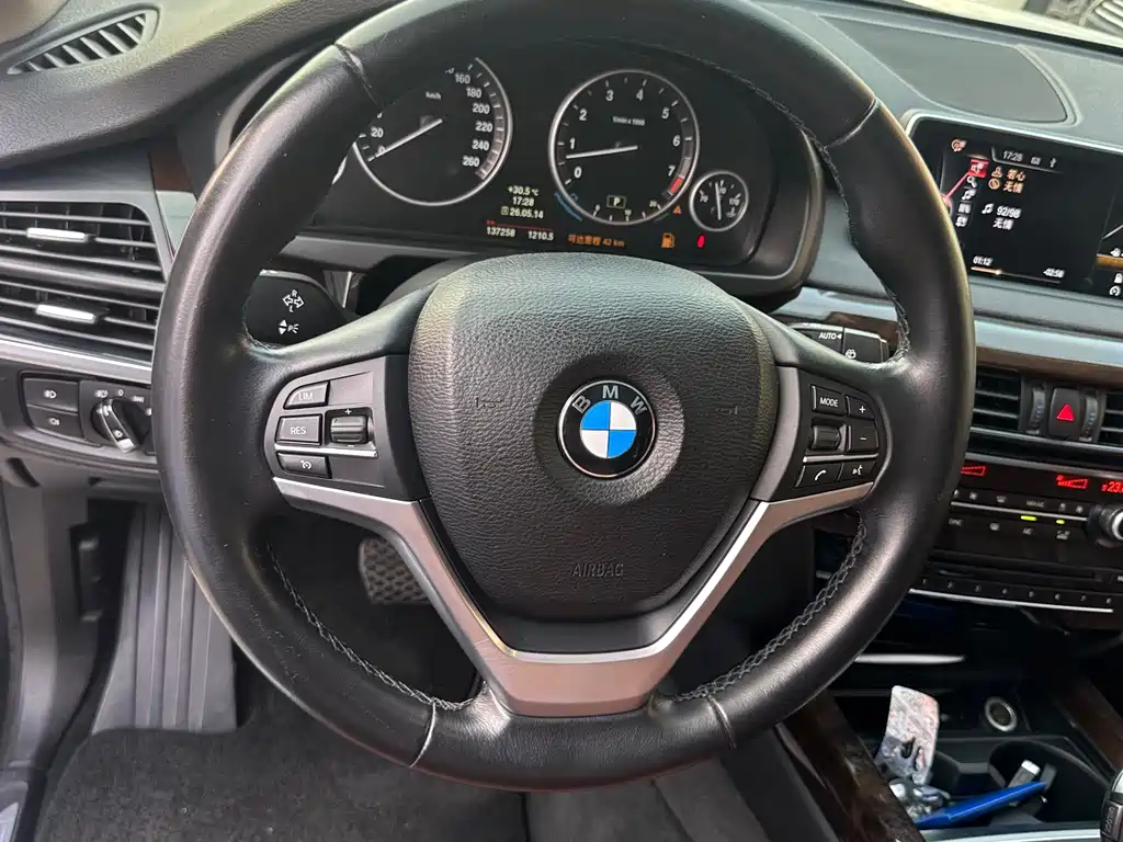 BMW X5 2014 — фото 12