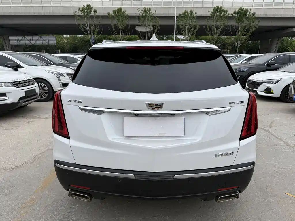 Cadillac XT5 2020 — фото 11