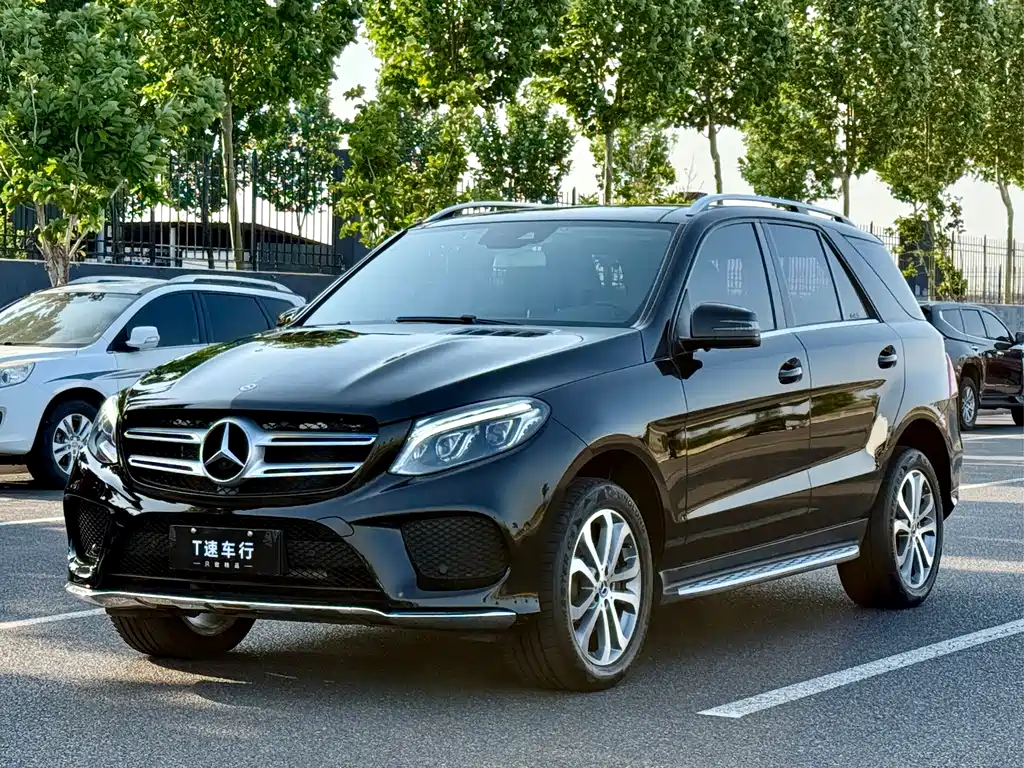Mercedes-Benz GLE 2018 — фото 1