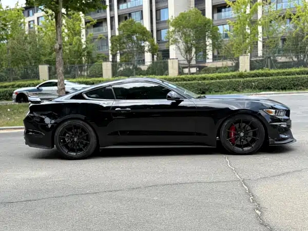 Ford Mustang 2016