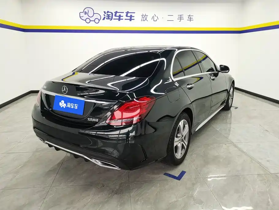 Mercedes-Benz C-Class 2022