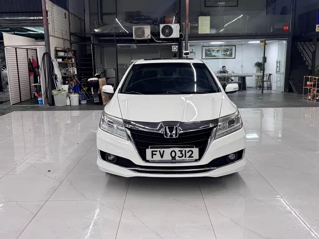 Honda Crider 2016