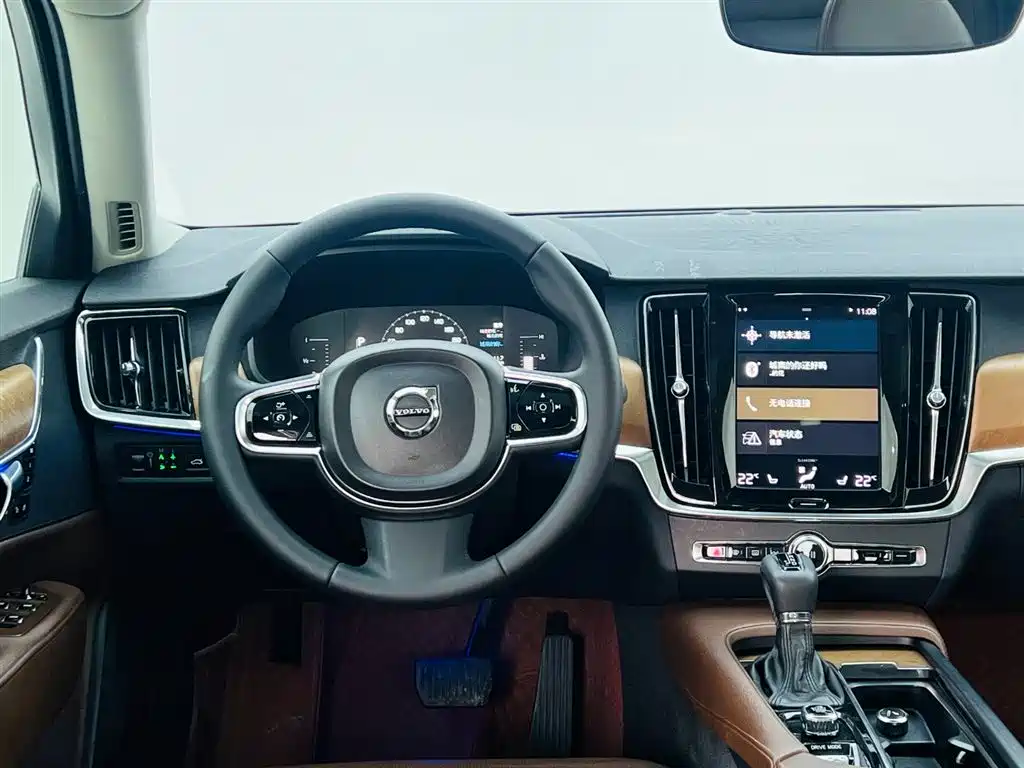 Volvo S90 2019 — фото 18