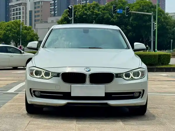 BMW 3 Series 2013