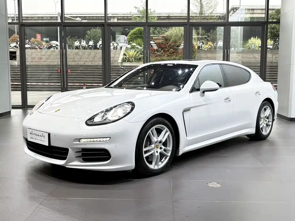 Porsche Panamera 2016 — фото 1